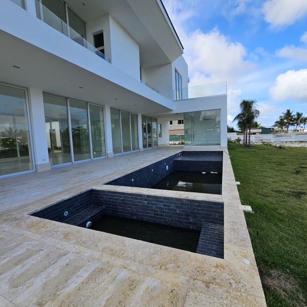 Moderna y Minimalista Villa casa en Cap Cana, República Dominicana en zona privilegiada y exclusiva del área, con (1)