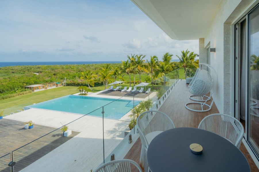 Lujosa casa villa en Cap Cana en venta, con vista al mar , campo de Golf, ambiente de tranquilidad y armonía (12)