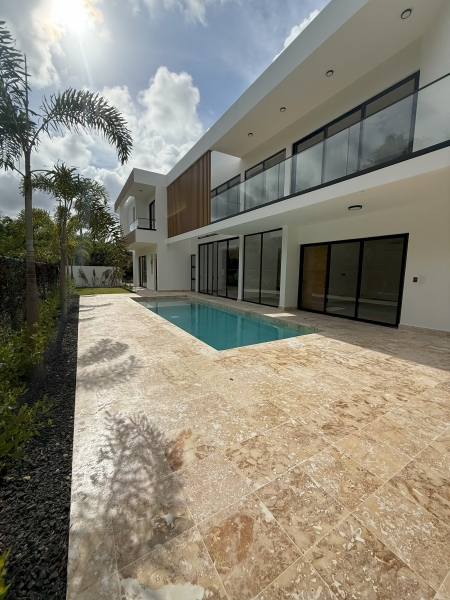 Lujosa villa casa en Punta Cana Village República Dominicana, a sólo 5 minutos del Aeropuerto Internacional de Punta Cana y del Blue Mall, con acceso al privado Playa Blanca Beach Club a 5 (13)