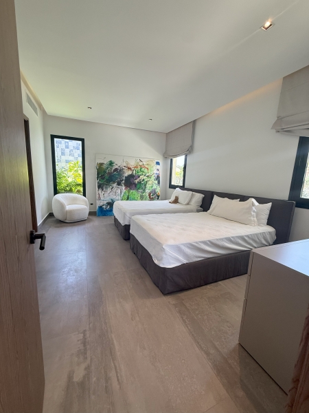 Lujosa villa casa en Cap Cana totalmente amueblada en venta, a 15 minutos del aeropuerto, a pasos de restaurantes , bares y supermercados (14)