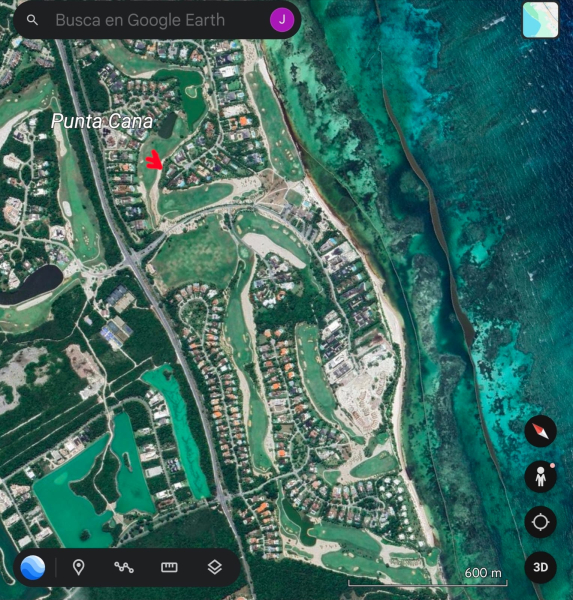 Elegante y confortable villa casa en Punta Cana Resort, con vista al campo de golf y al lago,a minutos de la playa y del aeropuerto (1)